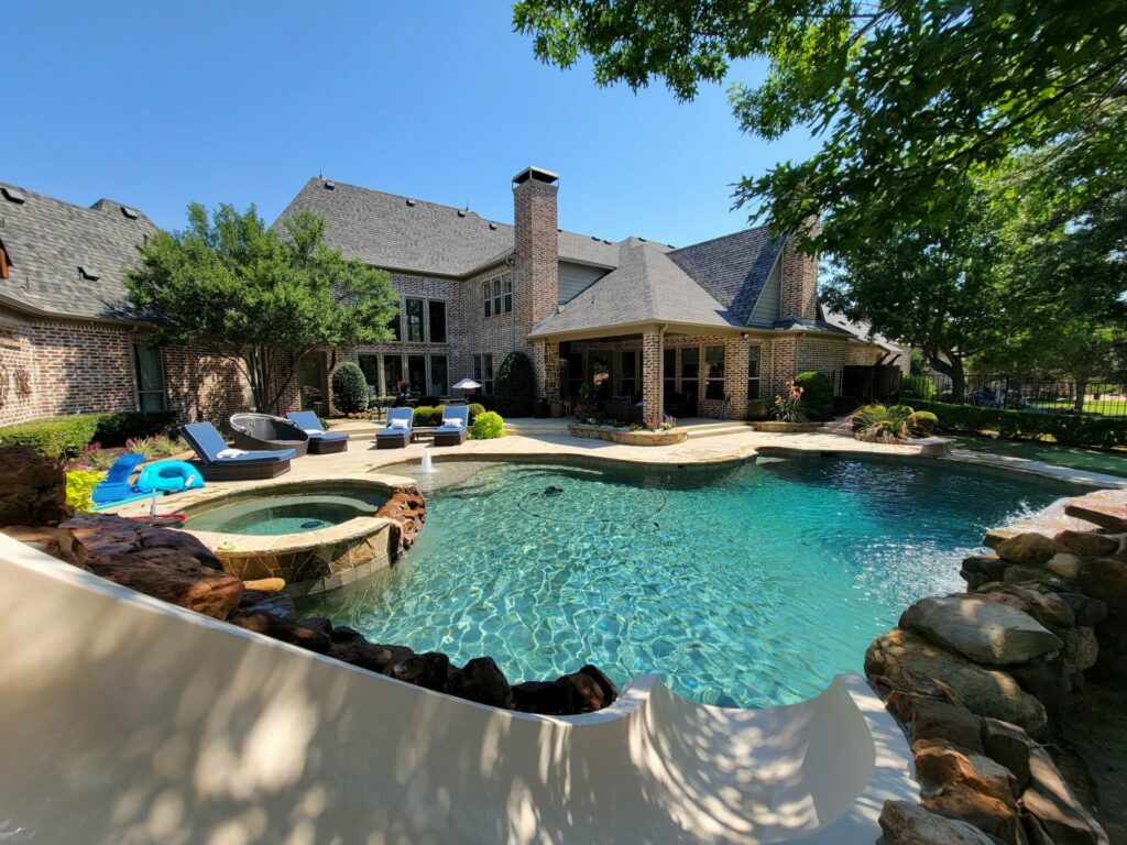 custom pool construction