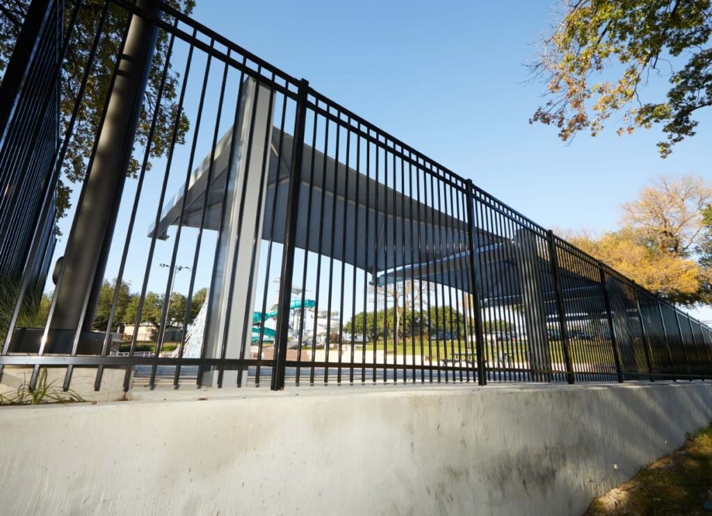 DFW Elite Outdoors - Commercial Fencing